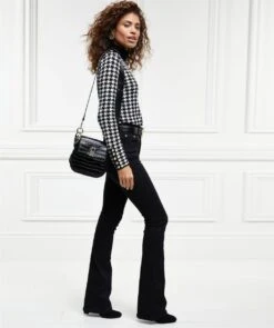 Holland Cooper Chelsea Leather Saddle Bag 9 Holland Cooper Chelsea Leather Saddle Bag -Ladies Fashion Store 9gcig1LBecPTMuq3EnhyE0bHYX5L6N7ZDQzuRUA6