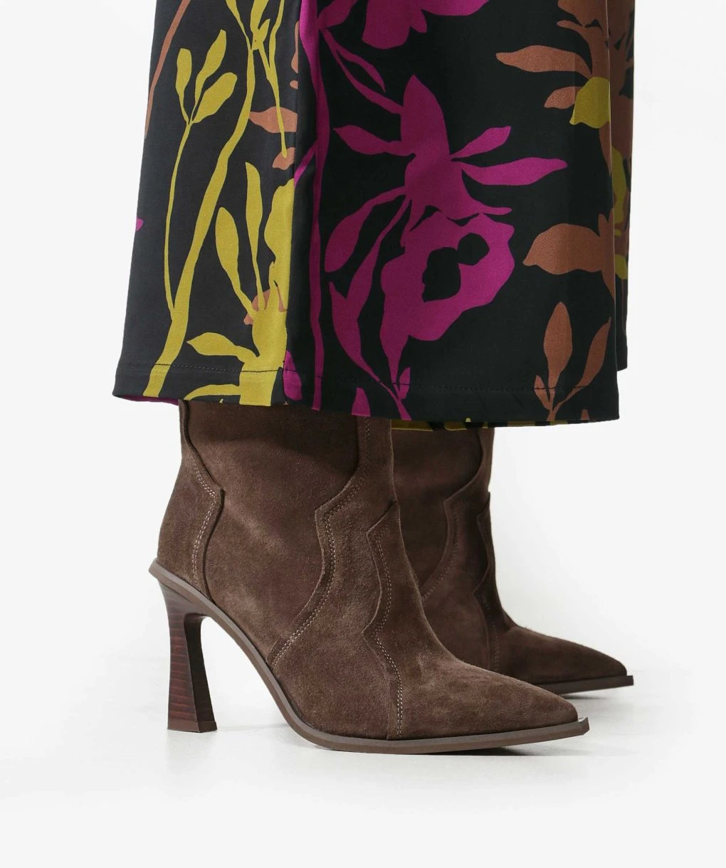 Alma En Pena Suede Mid Cowboy Boots 2 Alma En Pena Suede Mid Cowboy Boots - Image 2